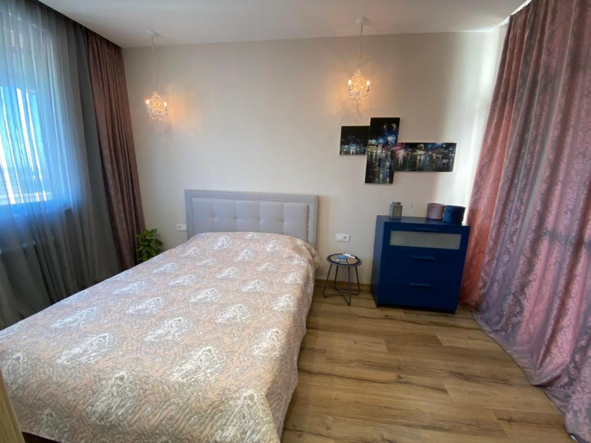 Nano'S Exclusive Fashionable Apartment Батуми Экстерьер фото