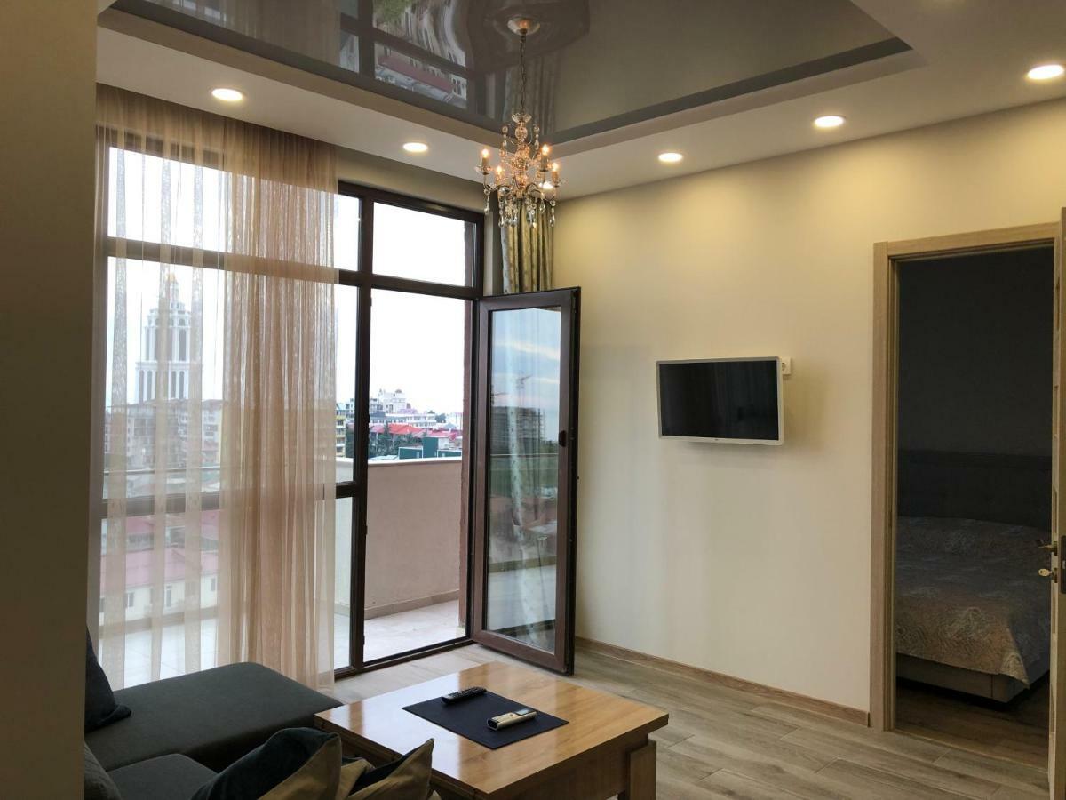 Nano'S Exclusive Fashionable Apartment Батуми Экстерьер фото