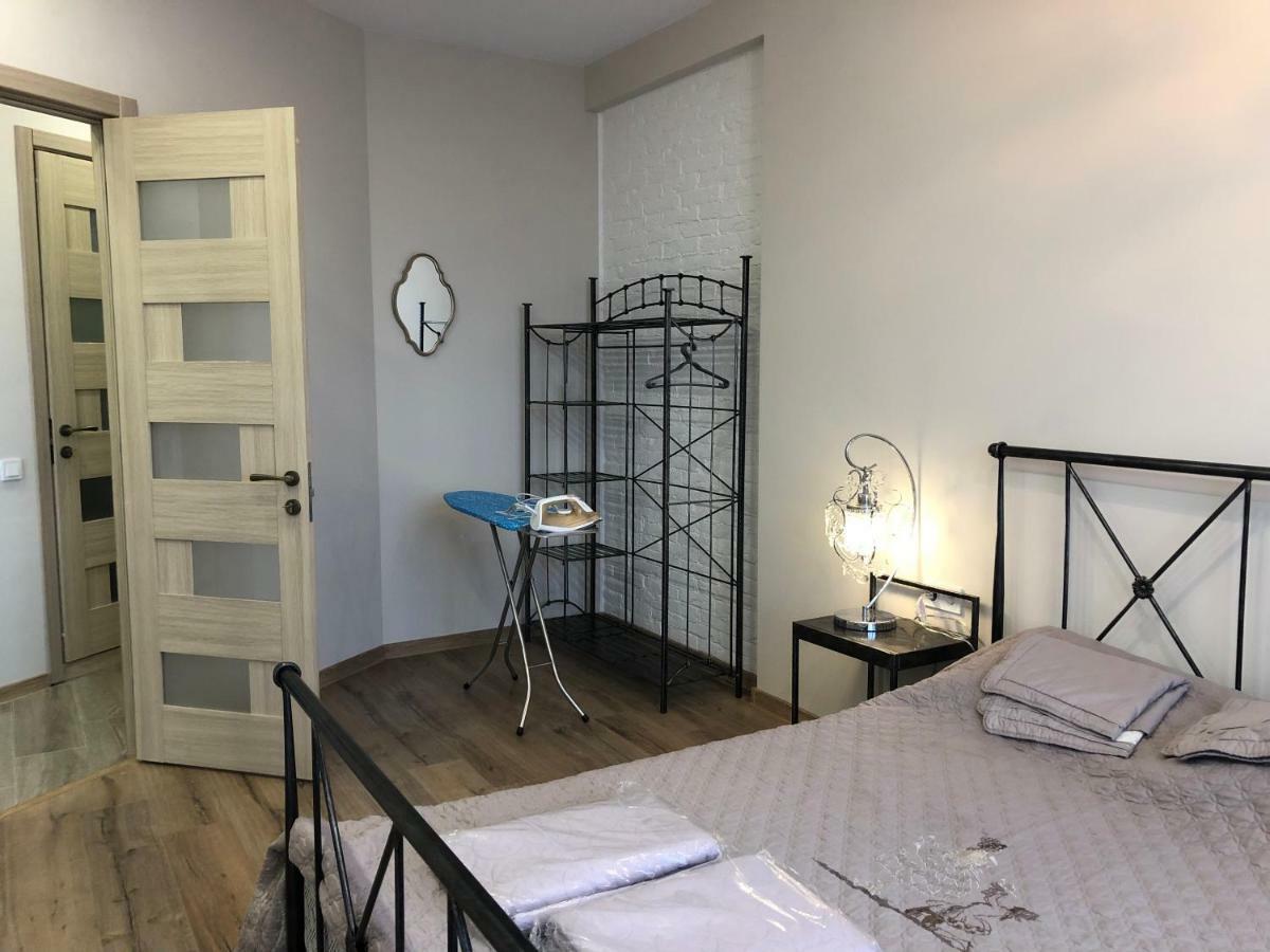 Nano'S Exclusive Fashionable Apartment Батуми Экстерьер фото