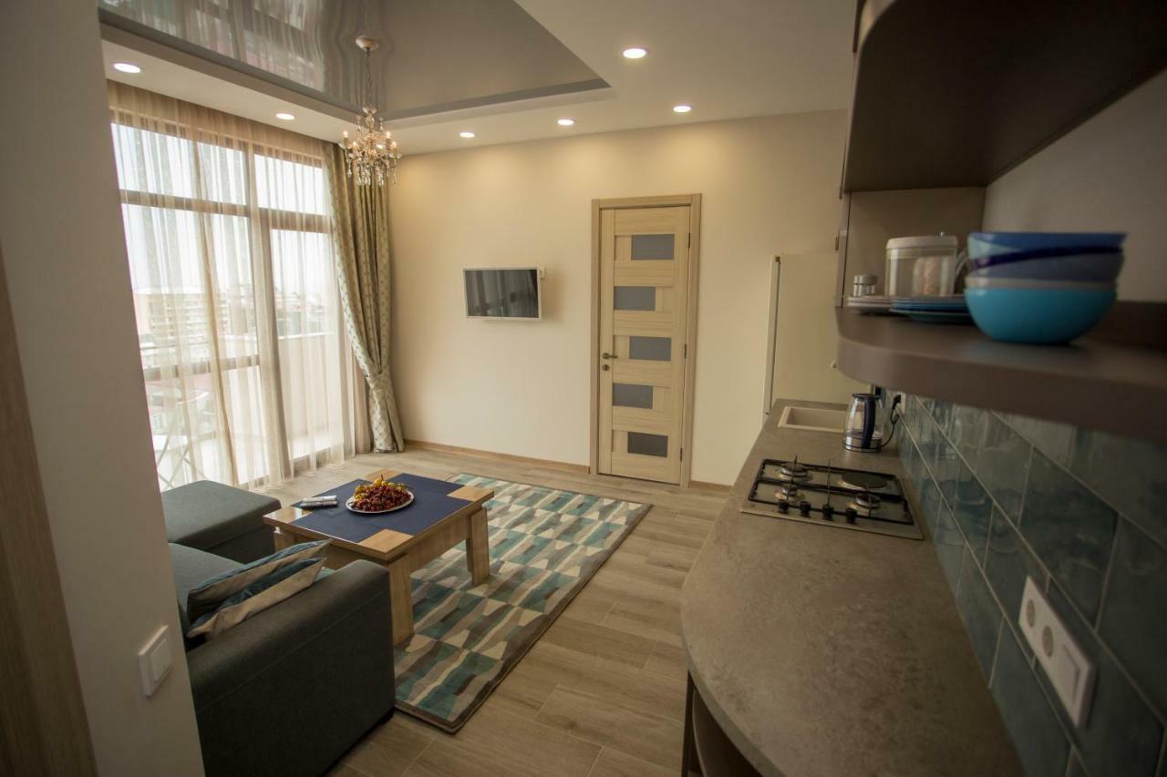 Nano'S Exclusive Fashionable Apartment Батуми Экстерьер фото